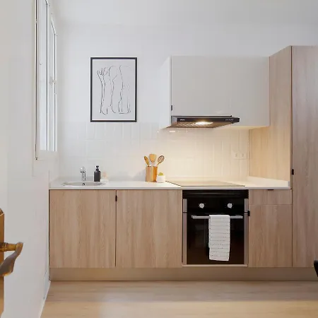 Emilio Tuya 60 شقة