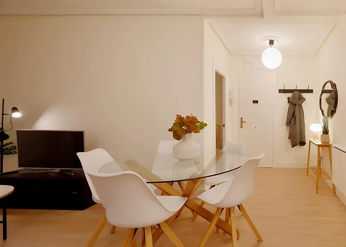 Emilio Tuya 60 شقة خيخون