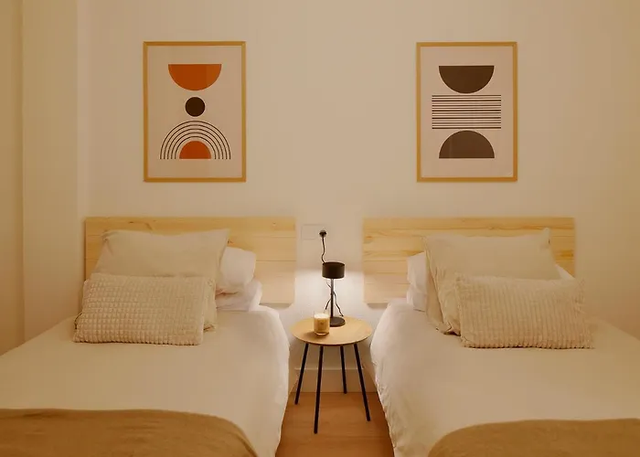 Emilio Tuya 60 خيخون